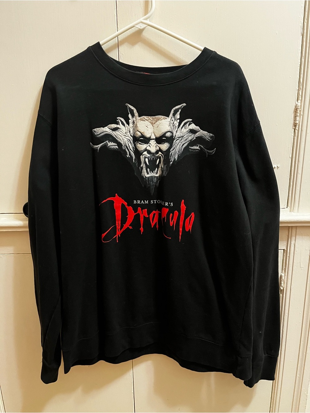 La Femme En Noir Dracula Sweatshirt